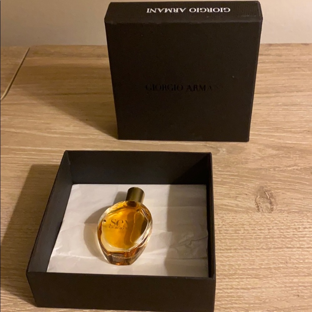 Sensi by Giorgio Armani .17oz